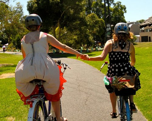 bikefrocks_melb's profile picture. Come join Frocks on Bikes Melbourne! We promote the frock as entirely appropriate cycling wear through the occasional organisation of leisurely bike rides.