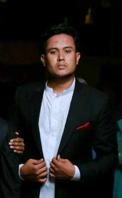 usadiq754's profile picture. laboratory assistant..