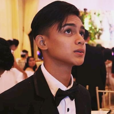 ReynielMendoza's profile picture. nayss! 😉