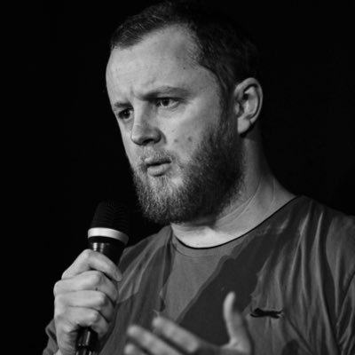 I’m Gavin and I run @kernowmediauk. We are a marketing agency based in Cornwall. I also partake in some stand up comedy. #kernowmedia #leadgeneration #standup