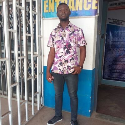 Vickho16's profile picture. leaving all unto God