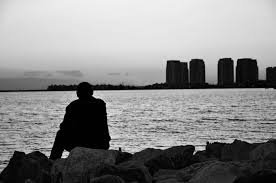 یه منتظر 💫💫از راهی که رفته اما راه برگشتی نیست من مانده ام............💔💔