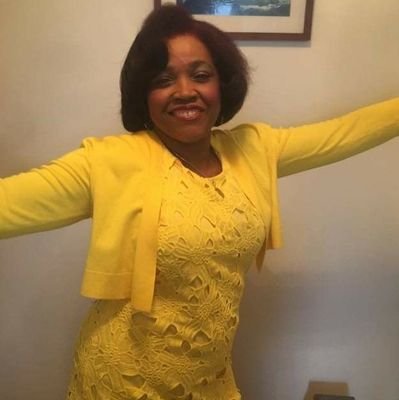 charmincharmie's profile picture. 