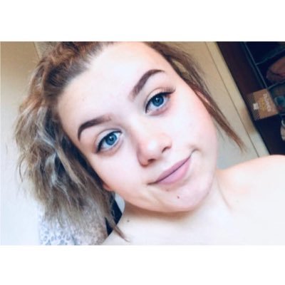 RhiannaR1203's profile picture. I’m nicer when I like my outfit ..🙃