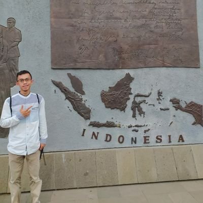 RizaAulia_92's profile picture. Never stop trying something 💪