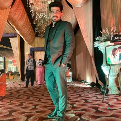 hiteshdogra16's profile picture. I am not perfect but I am unique 😎