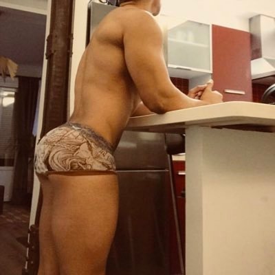 King in Romance | Cuddling | Massage | Kink Play | (NJ/NYC/PA)