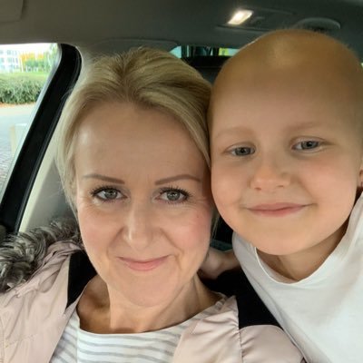 Childhood cancer campaigner @bemoreruby1. Proud mummy to Ruby, forever 6. Pharmacy Programme Manager - National Procurement @nhsnss she/her 🏳️🌈
