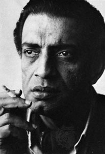 A dedicated blog on India's greatest film-maker Sir Satyajit Ray.