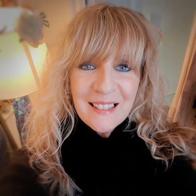 LouiseHatch1's profile picture. Deaf singer/songwriter, author & retailer #Tinnitus #VestibularMigraine
https://t.co/1hhbxc4rbl  https://t.co/NpdXn8n24G