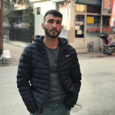 eymenatlas1's profile picture. bir kadeh vardı ya gelirsin diye beklettiğim onu da içtim gelme amk 😎😂