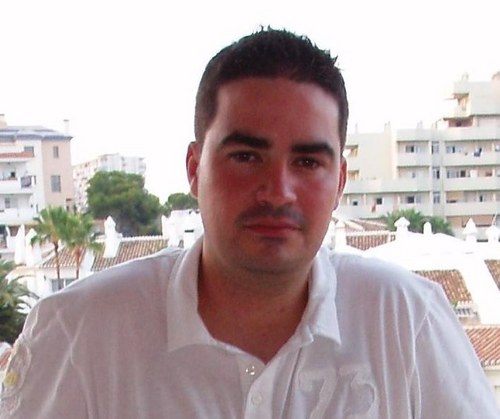 aricofeijoo's profile picture. 