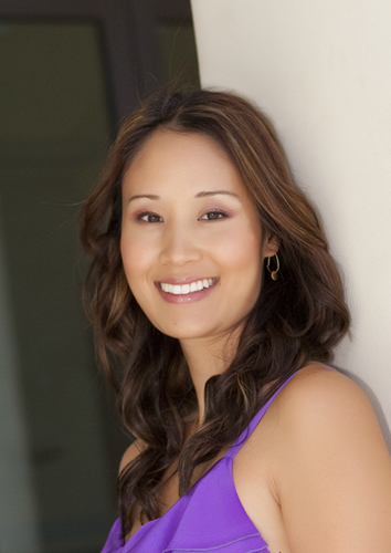 221byViv's profile picture. Wedding designer, slave to fashion and avid shoe enthusiast who loves helping Brides find their own signature style.