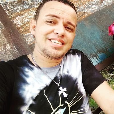 Foda-se! Não tenho biografia. . Me siga e tire suas próprias conclusões Blz!!! 😜
CONTATO: alexferreirakid@gmail,com