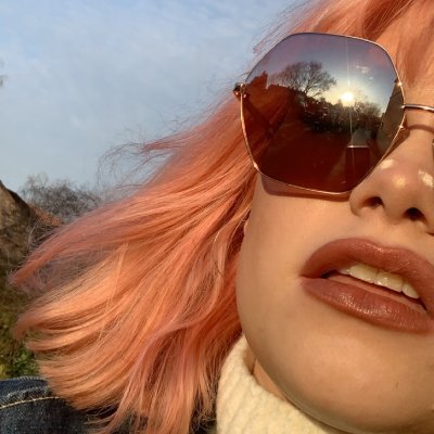 EmilyPink110's profile picture. mind your step