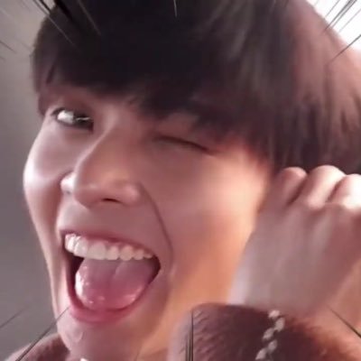 Nanasb19's profile picture. 