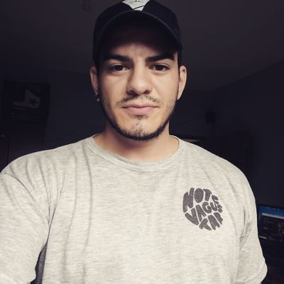 arielgnr23's profile picture. Full-Stack Developer 👨‍💻 - 
El que abandona no tiene premio #PR👑 - 
Hincha del Más Grande CARP ⚪🔴⚪