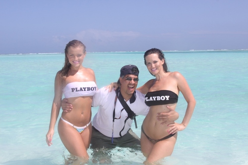 paparazzifox's profile picture. Fotografo / camarografo trabajo en el aeropuerto caracas svcs con video y fotografía aérea, tambien en la carlota y en maiquetia, fotos para rescate.com