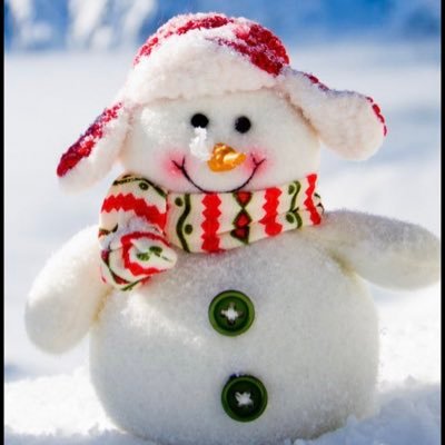 apishaamani's profile picture. I’m good at wasting time | I should be doing my lab right now