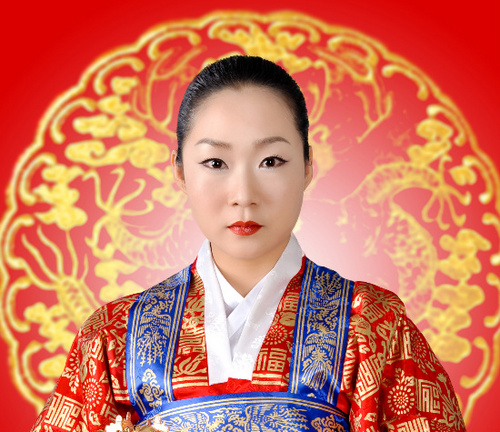안녕하세요~ 무당아가씨 장선녀입니다^^
겁내지 마세요!! 해치지 않아요!!
저는 '무당' 이기도 하지만 '아가씨' 이기도 하고 '장선녀' 이기도 합니다. 무당 아가씨 장선녀 의 이야기 한번 들어보세요!!