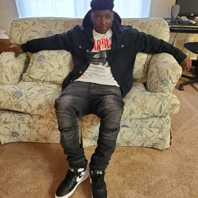 5olid all Alone 5olid by myself Jesus is my king. Only 1 God 1 star ⭐🌙🙌🏿🤲🏿 Allah is almig55hty my ORGANIZATION