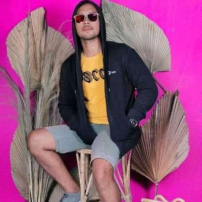 WikWik85880267's profile picture. bugilan