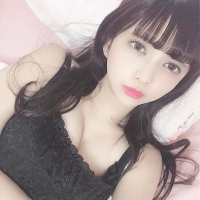 iii_10ll's profile picture. 優しくて連絡マメな人がいい！ 月1くらいでお泊まりできる人いないかな~
