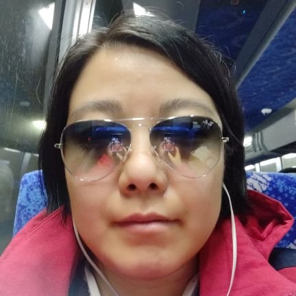 LadyUnfocused's profile picture. currently focusing on my new youtube channel. Hobbies: searching for food, toys, technology, kpop, gaming and photography.
writing a food comments