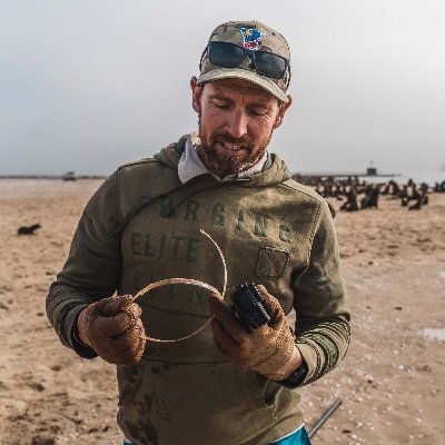 I live in Walvis Bay Namibia, and have committed myself to helping marine animals in distress.  Co-found of Ocean Conservation Namibia environmental Trust.