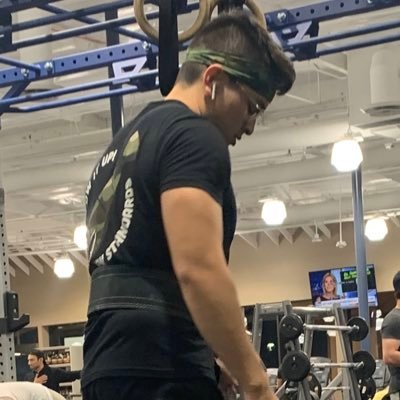 b_koh24's profile picture. yanks/seahawks