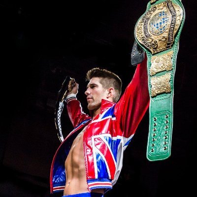 OnASabresEdge's profile picture. Got a problem with me. Dial 1800 DICKHEAD. (PARODY.)