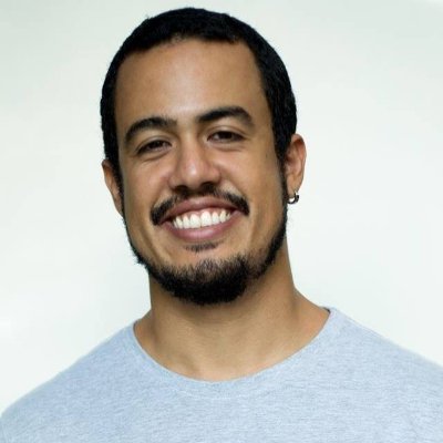 Designer fascinado por tecnologia, arte, cinema e fotografia.