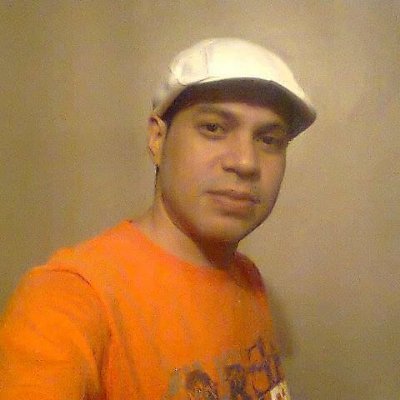 Amante de la música y emprendedor... Si una puerta se cierra, muchas otras se han de abrir!!!