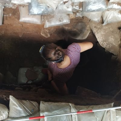 MarinaZfg's profile picture. #Archaeology // Researching #Palaeolithic//