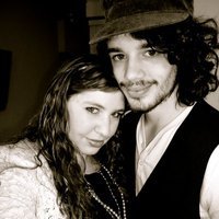 newlywednoobs's profile picture. Newlywed Noobs consists of Dustin and Tiffany with appearances from City Kitty. Life tips, reviews, & your mom frequent our show.