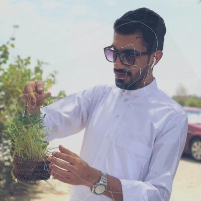 حُلْمٌ مِنْ الأَحْلَامِ لَا يَحْكِي وَلَا يُفَسِّرُ 💙