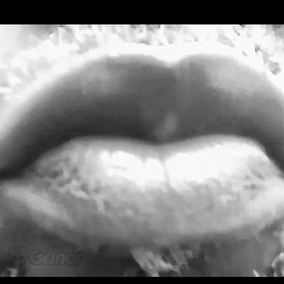 Looking to suck some dick toothless head, into hot & passionate foreplay, frot, kissing, eating nice clean ass.
