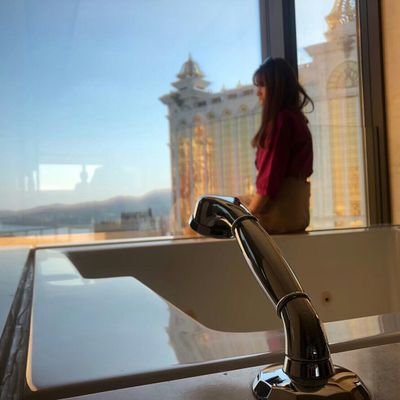 sakura71123645's profile picture. 社会人/19歳/あるノウハウにより月に30万円以上を安定して獲得。/ ＃海外旅行/ ＃相互フォロー/＃アフィリエイト初心者/＃オプトインアフィリエイト /に対して有益な情報を提供中/ネットビジネスの極意を一緒に学んで行きましょう😁 ぜひお気軽
にお話しましょう！