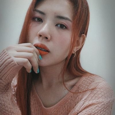 Just some chicc bitchin' about her effed up life and stuff 💋