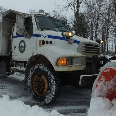 City of Hudson, OH's Asst. Public Works Director. Updates straight from Hudson Snow Command about current snow plowing activities & weather during snow events.