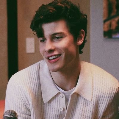 shalliot's profile picture. as vezes engraçadinho