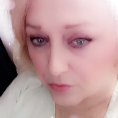 BarbaraUnderw14's profile picture. 