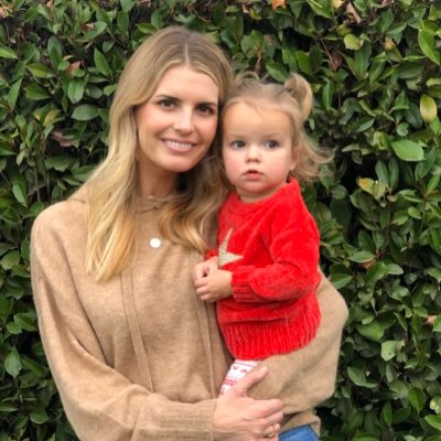 Laurenlemieux12's profile picture. Building relationships @figmadesign while chasing two toddlers