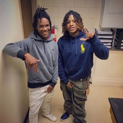 Don't Play With Me Play With Yo Bitch ‼️💯 BUILT TO WIN 👾 #LLBM💔🤞🏾