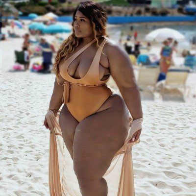 Thass Seen On 🎬 #BravoTV
💜 of a Hippie
Spirit of a 🧜🏾♀️
#TurkeyLegsHamThighs