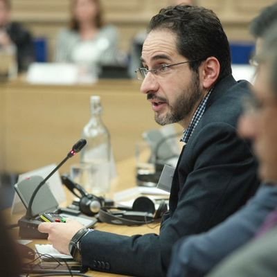 Elchnte's profile picture. Hago cosas, sobre todo d tecnología e inteligencia para la movilidad; aunque también hago buena carne asada.
New mobility advocate
I translate tweets to spanish