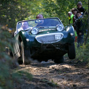 azukani's profile picture. クリエイター バンバン200 カブ90