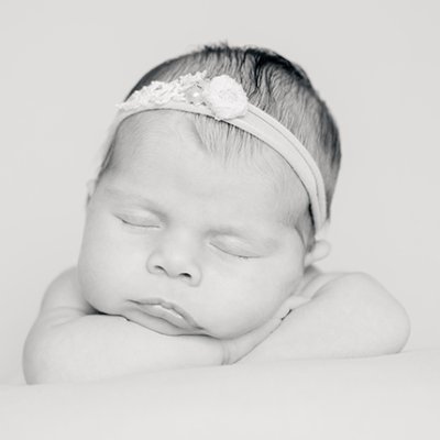 Photographer specialising in newborn, babies, maternity and families we also offer pet portraits, lifestyle and boudoir, based in Barrow-in-Furness, Cumbria