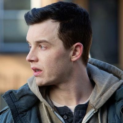 #Shameless#SherlockHolmes#MrRobot#MisFits#TheWalkingDed#AHS
