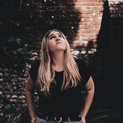 _jwfilms's profile picture. Graduate from @screenfilmsch 
Aspiring Producer/Editor